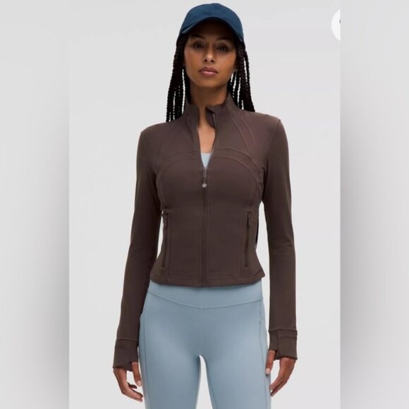 🆕Lululemon🍋 Define Cropped Jacket Nulu Colour Espresso Sz 2 - Picture 1 of 13